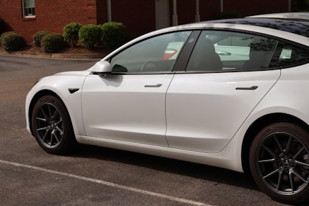Full-Size Sedans With High Resale Value: Top Picks